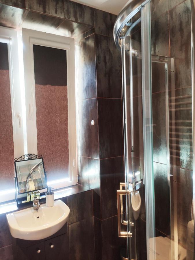 Centrum Apartament Sedziego Свідниця Екстер'єр фото